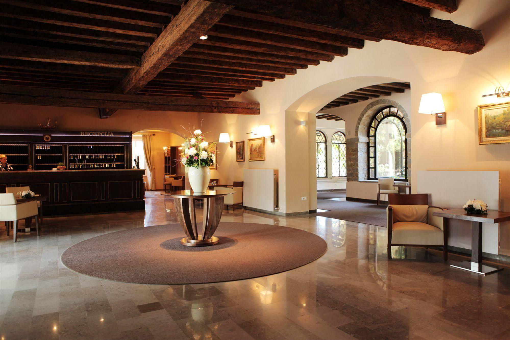 Villas With Balcony Or Terrace - Hotel & Resort Adria Ankaran Extérieur photo