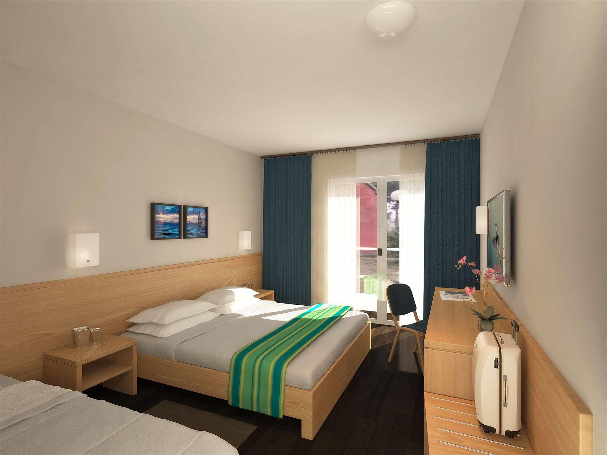 Villas With Balcony Or Terrace - Hotel & Resort Adria Ankaran Extérieur photo